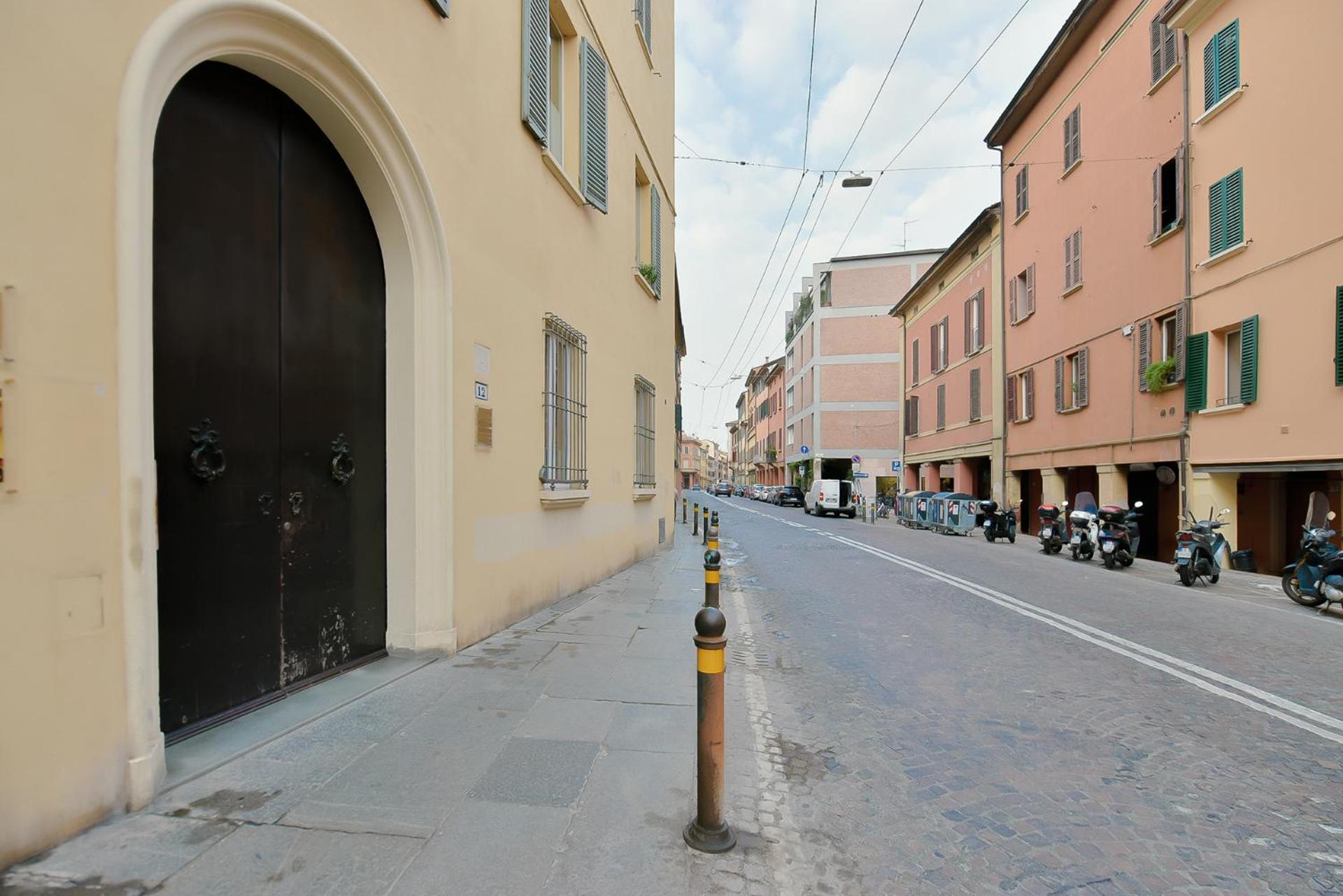 Mono Apartments Saragozza Bologna Exteriör bild